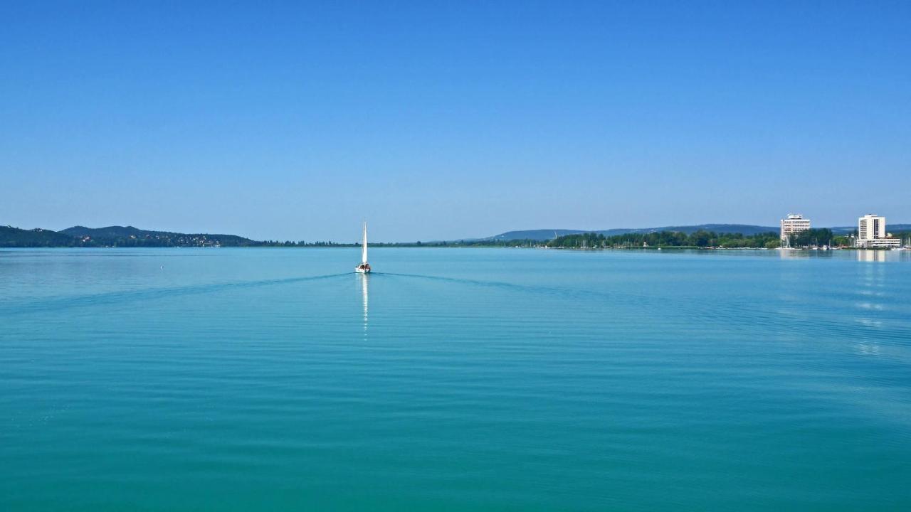 Villa Aquamarine Balatonboglár Exterior photo