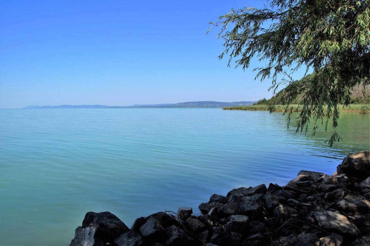 Villa Aquamarine Balatonboglár Exterior photo